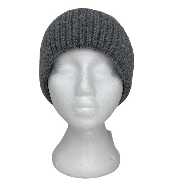 Styline Two Tone Blush Grey Beanie Knit One Size - Picture 3 of 15